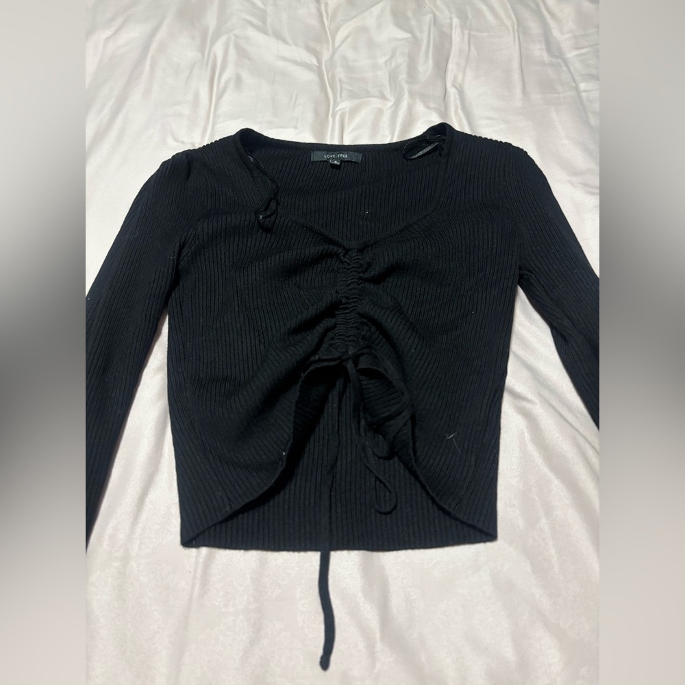 Black Ruched Front Long Sleeve Top